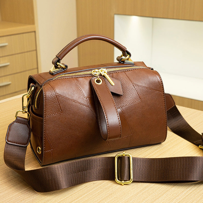 Special-interest Design Pillow Stitching Leather Shoulder Crossbody